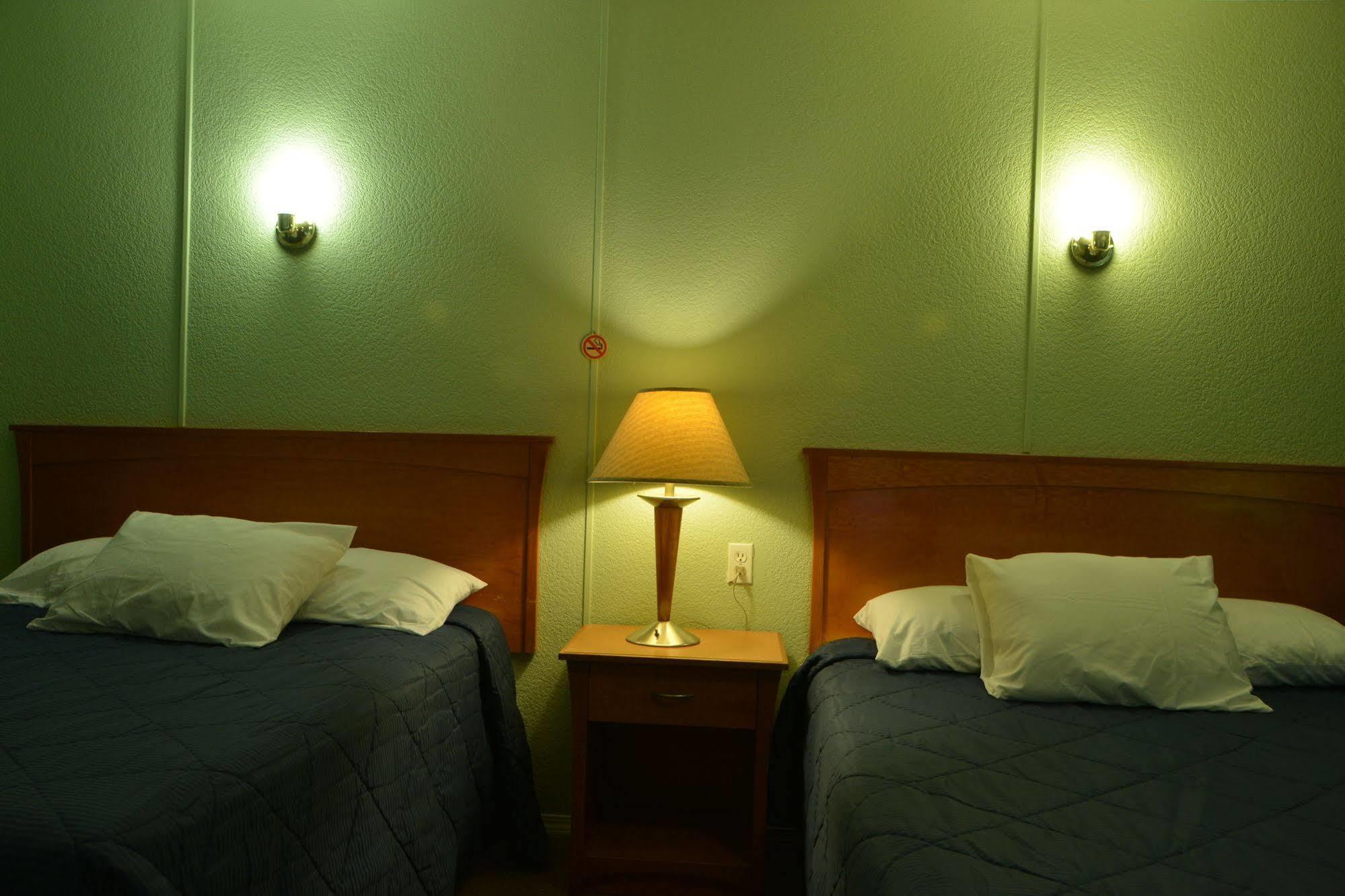 Neepawa Motel Ngoại thất bức ảnh
